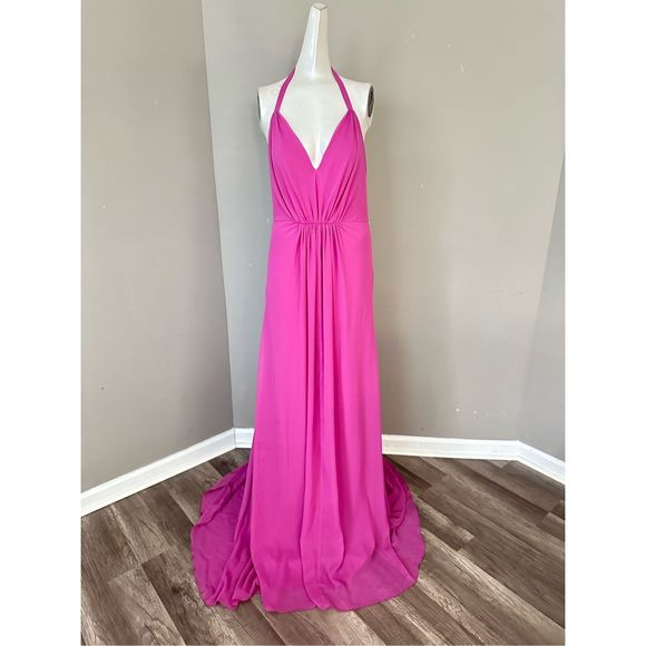 Vera Wang Bride Elodie Trailing Hem Gown - Picture 5 of 11